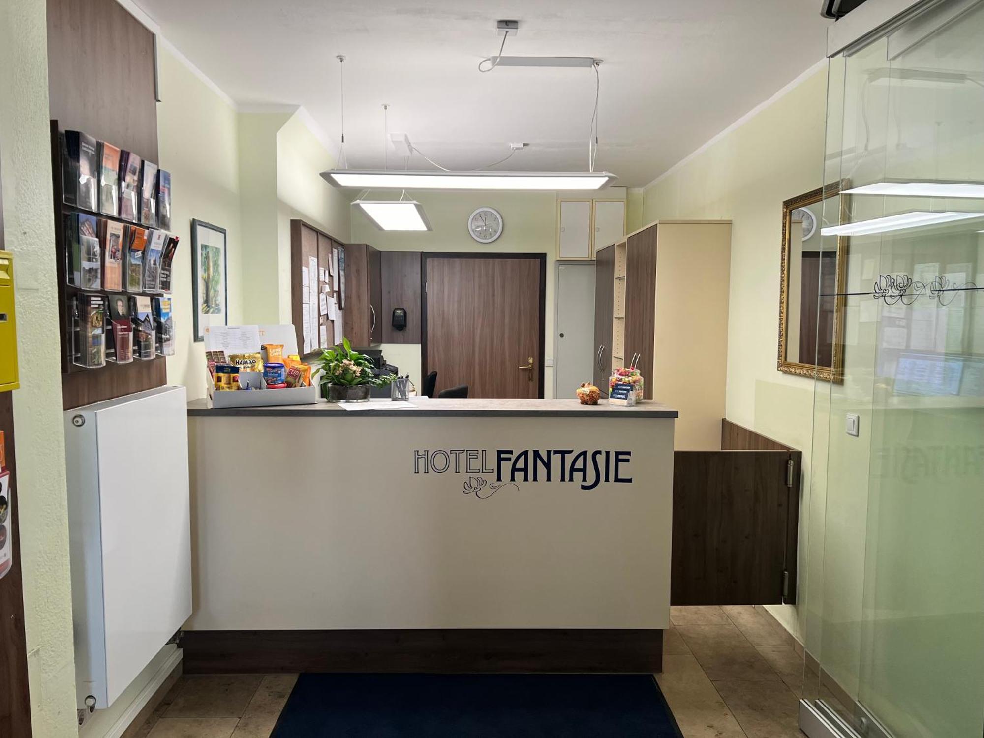 Hotel Fantasie Ansbach Dış mekan fotoğraf
